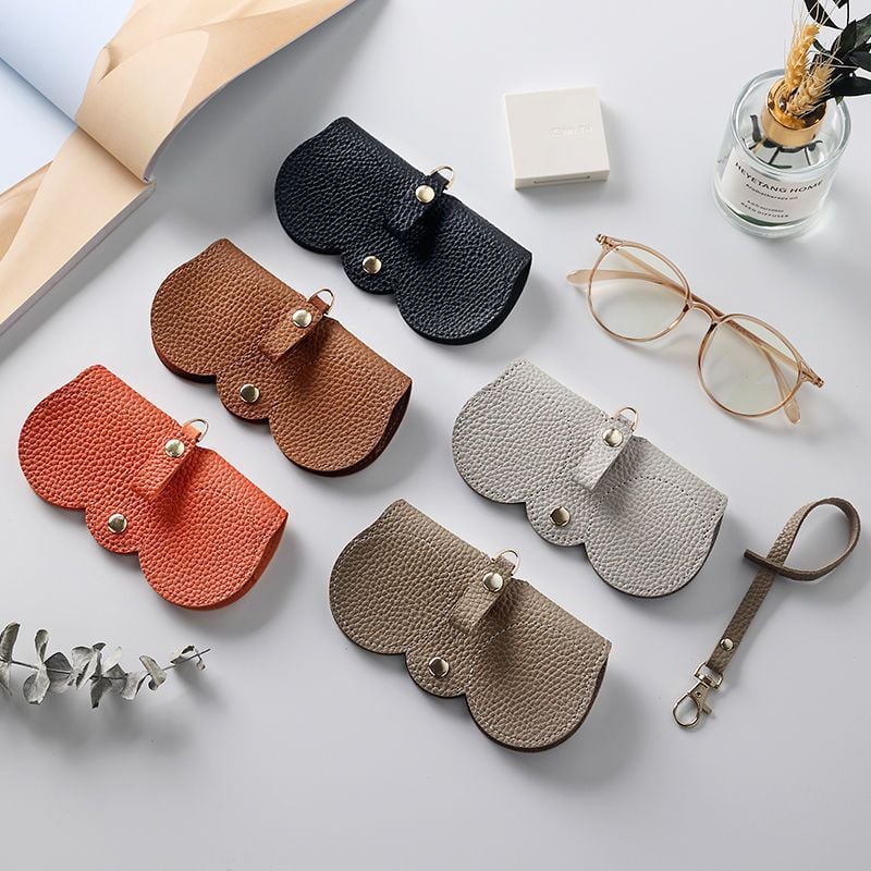 🏆Flash Sale⚡ 50K+ SOLD! Almost Gone-💥🔥This Week's Special Offer ✨Soft PU Leather Sunglasses Bag👓️,Best Gifts